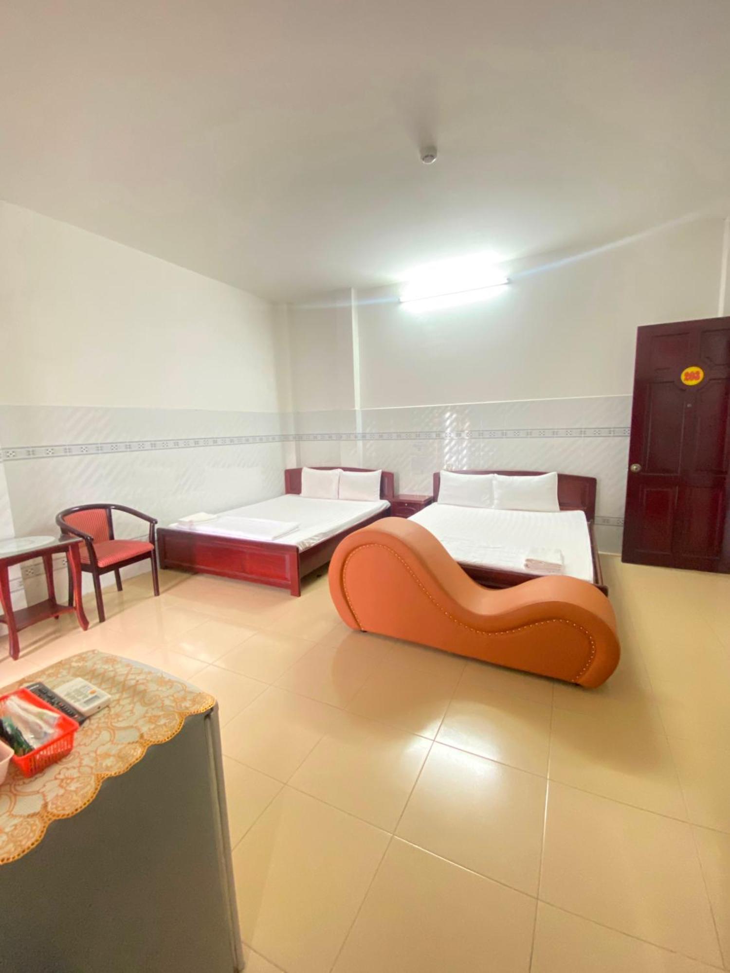 Khach San Kim Phung Ngan Otel Can Tho Dış mekan fotoğraf