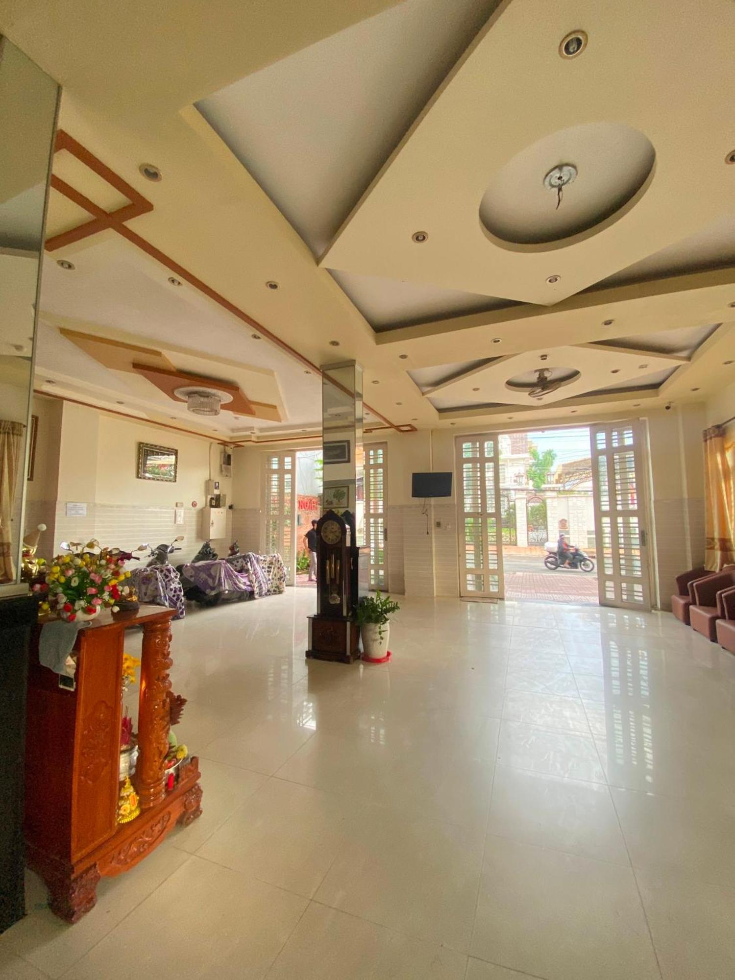 Khach San Kim Phung Ngan Otel Can Tho Dış mekan fotoğraf